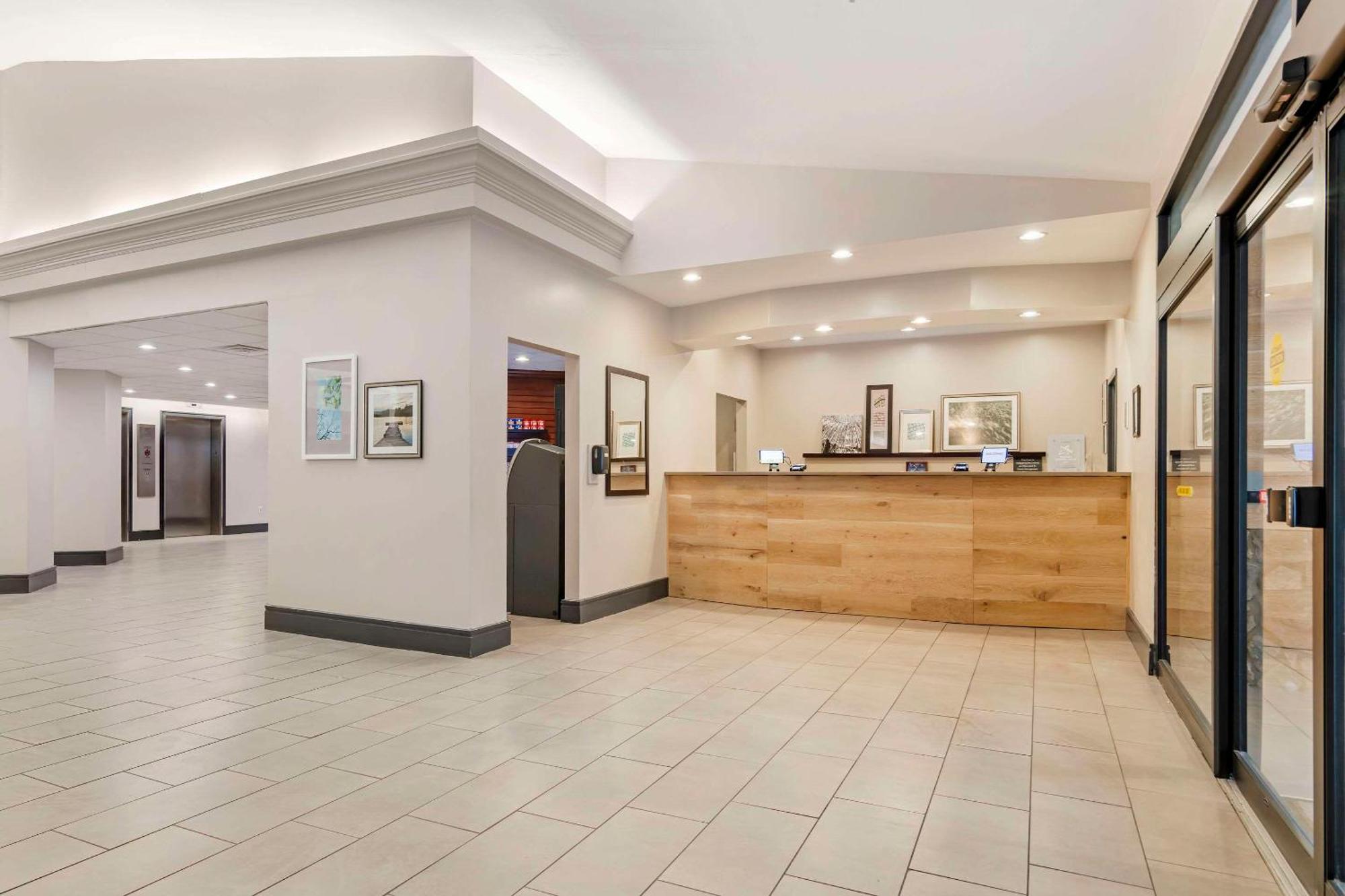 Country Inn & Suites By Radisson, Atlanta Galleria-Ballpark, Ga Smyrna Exterior photo